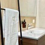 Апартаменты Designer Loft In Milan, Istria Subway Exit, Convenient Transportation Милан
