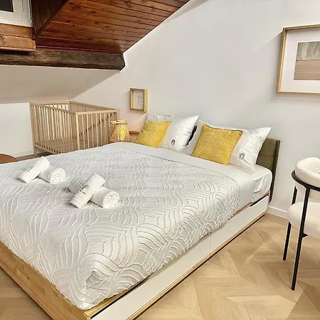 Designer Loft In Milan, Istria Subway Exit, Convenient Transportation דירה